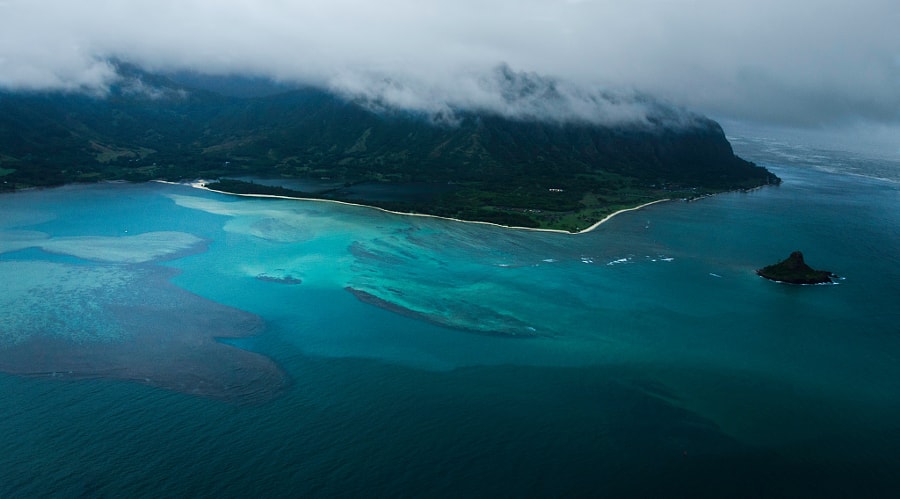 Зовсім не туристичний досвід: що ховається за пляжним відпочинком на островах