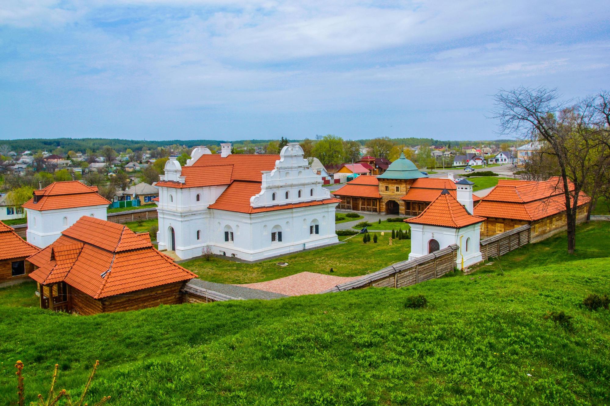 Столица олега. Чигирин школа. Чигирин Киев. Ильинская Церковь в Черкасской области. Матвей Чигирин.