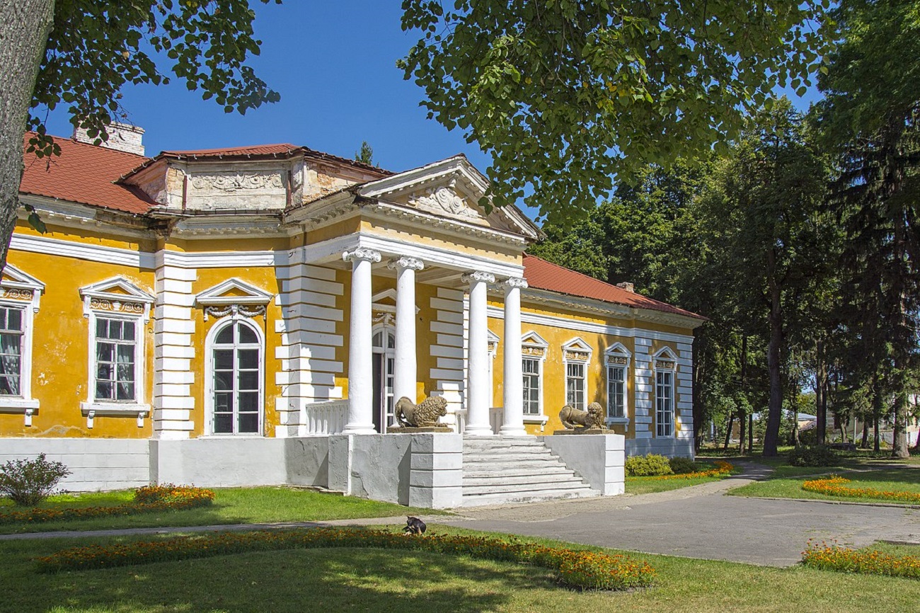 &quot;Український Версаль&quot;: незвичайна локація Поділля для подорожі на вікенд