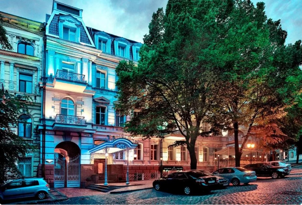 На уикенд в Одессу: во сколько обойдется отдых в гостиницах города перед стартом сезона