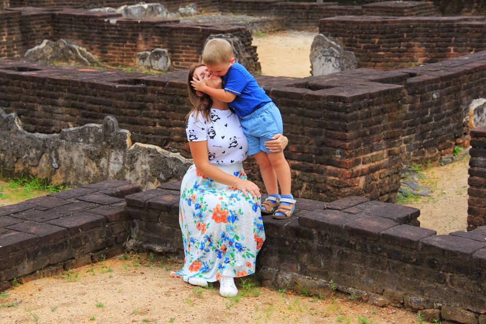 "Син не боїться ні морів, ні океанів": особливості подорожей за кордон з дитиною