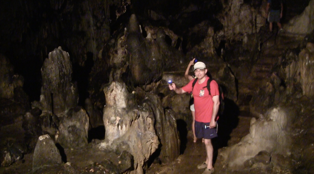 Свой &quot;Стоунхендж&quot; и необычные традиции: чем удивляет путешественников остров в Тихом океане