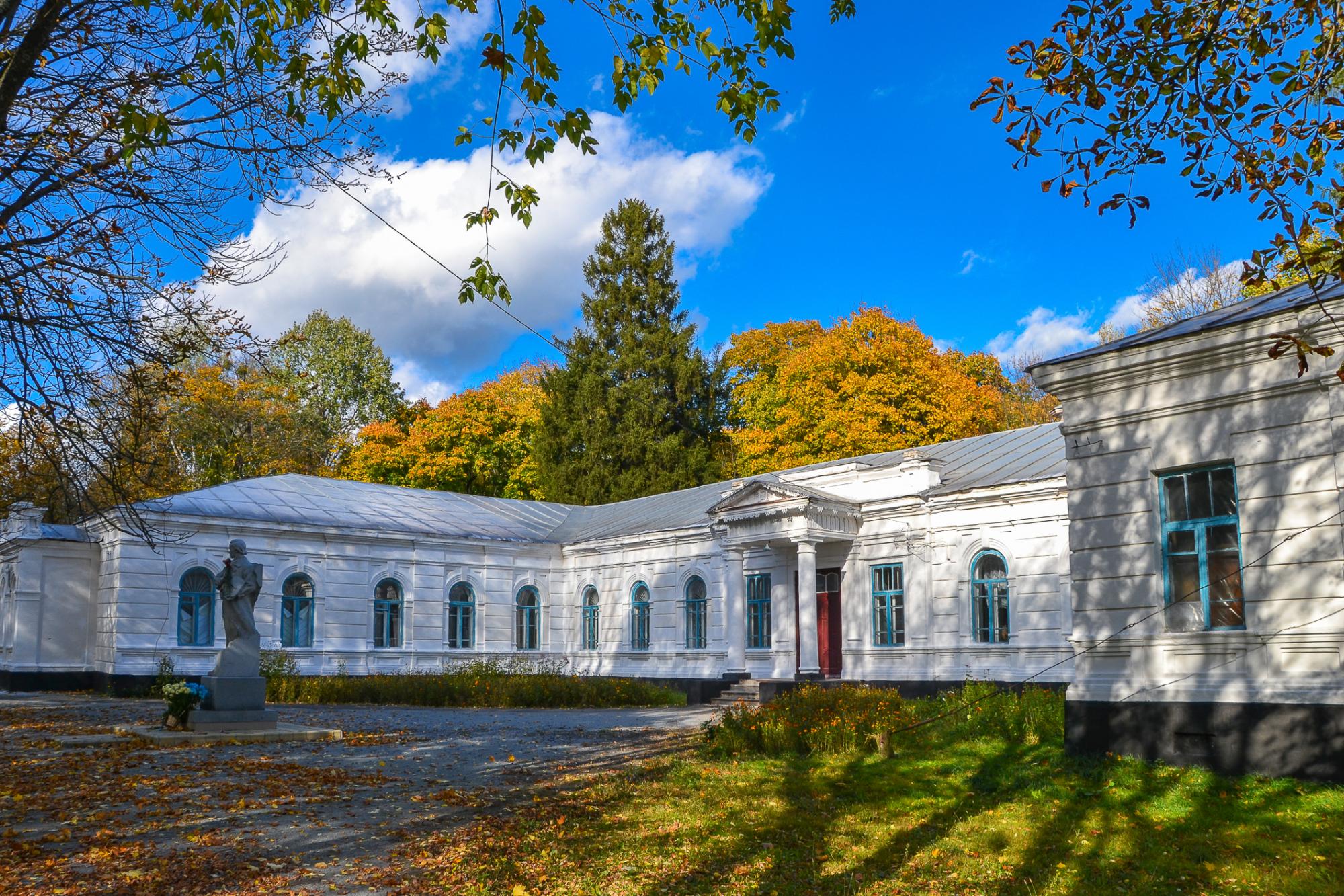 Сотні дивовижних локацій: німецькі архітектурні шедеври в Україні, про які мало знають туристи