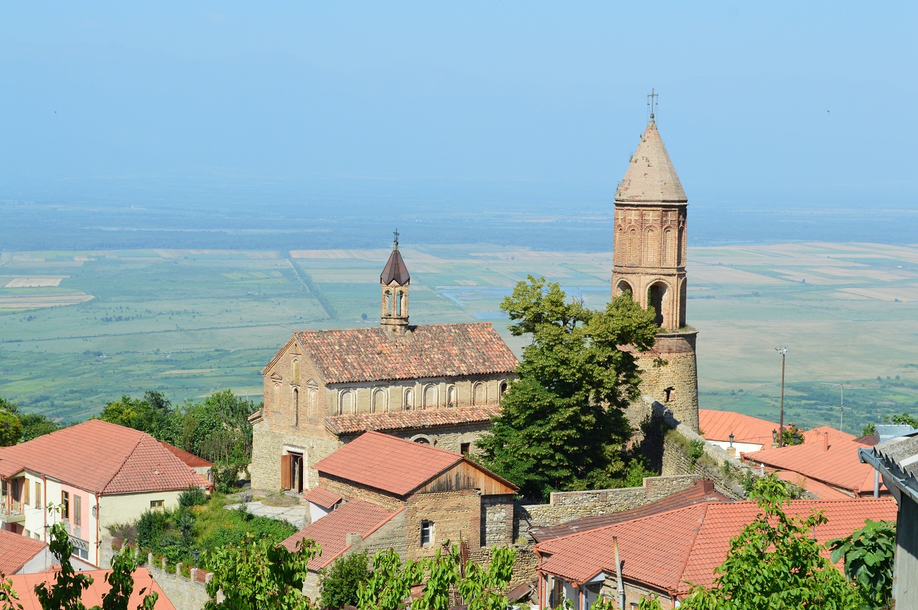 "Питання вирішується дзвінком": перші туристи розкрили деталі про поїздку в Грузію