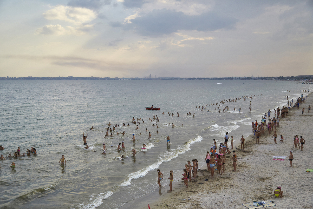 Жара и грозы с градом: на море в Украине туристы застанут стремительную смену погоды