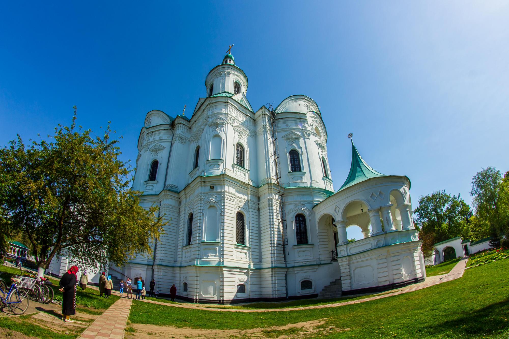 Золота осінь та козацькі місця: кращі локації для подорожі на Покрову