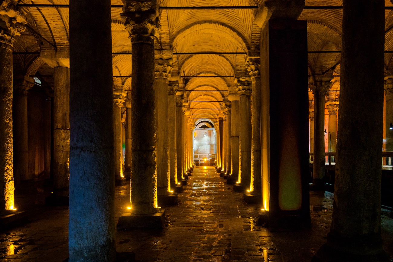 Невероятный колорит Европы и Азии: что украинцам посмотреть в Стамбуле