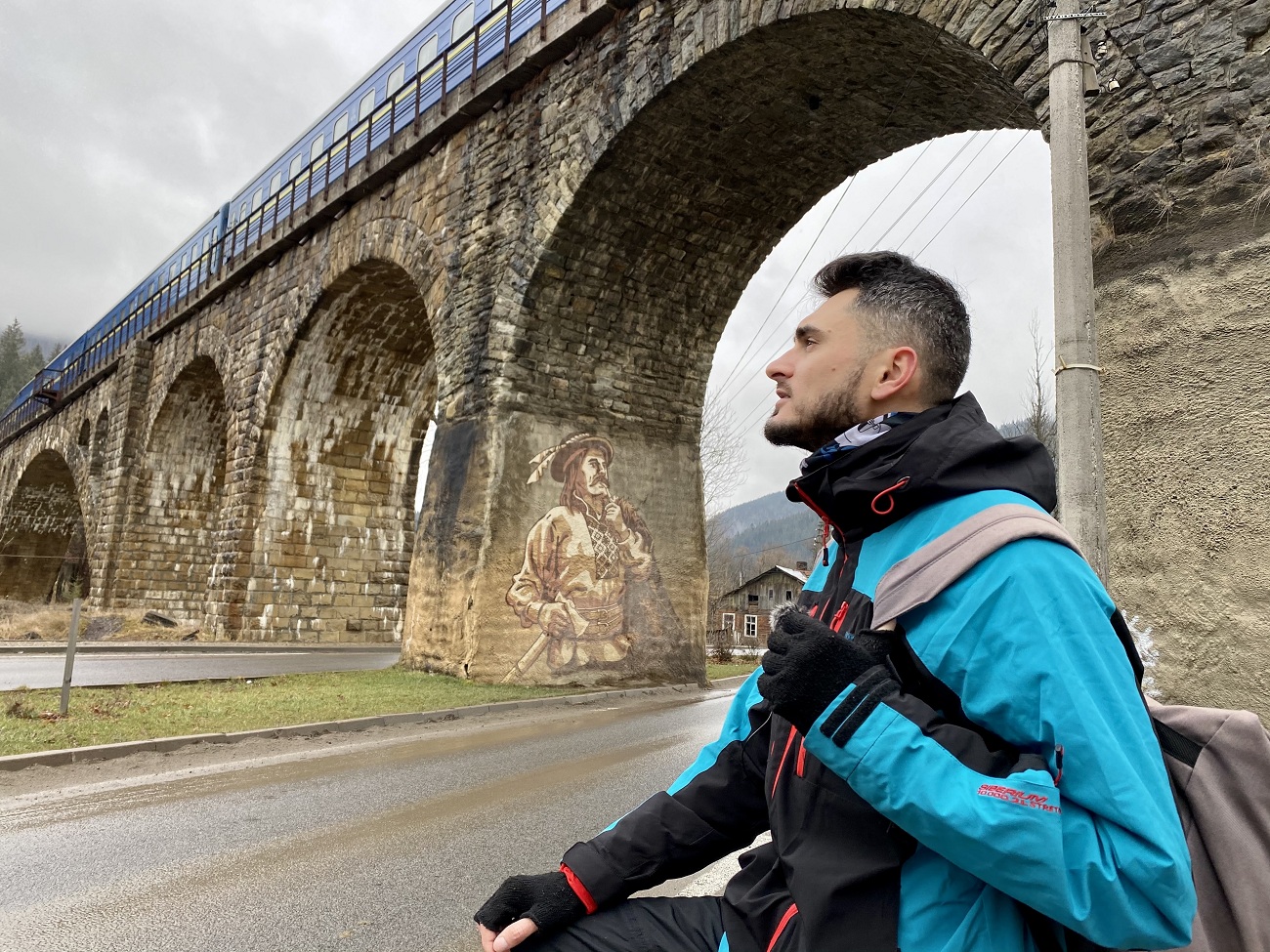 Старинные виадуки и водопады: необычные места рядом с Буковелем для незабываемого уикенда