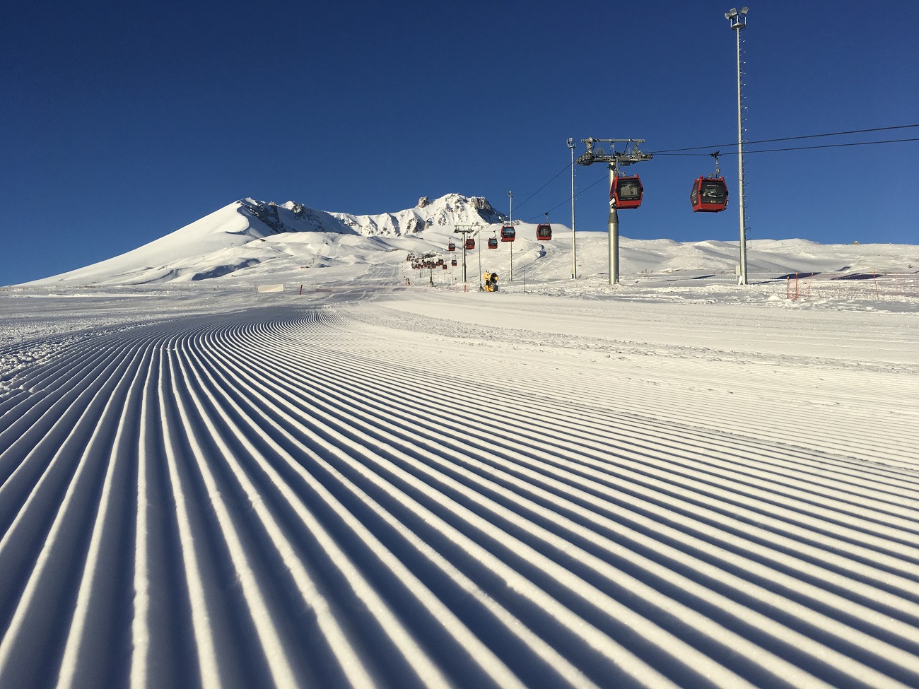 Вигідні ціни та казкові пейзажі: тонкощі поїздки на популярний зимовий курорт Туреччини