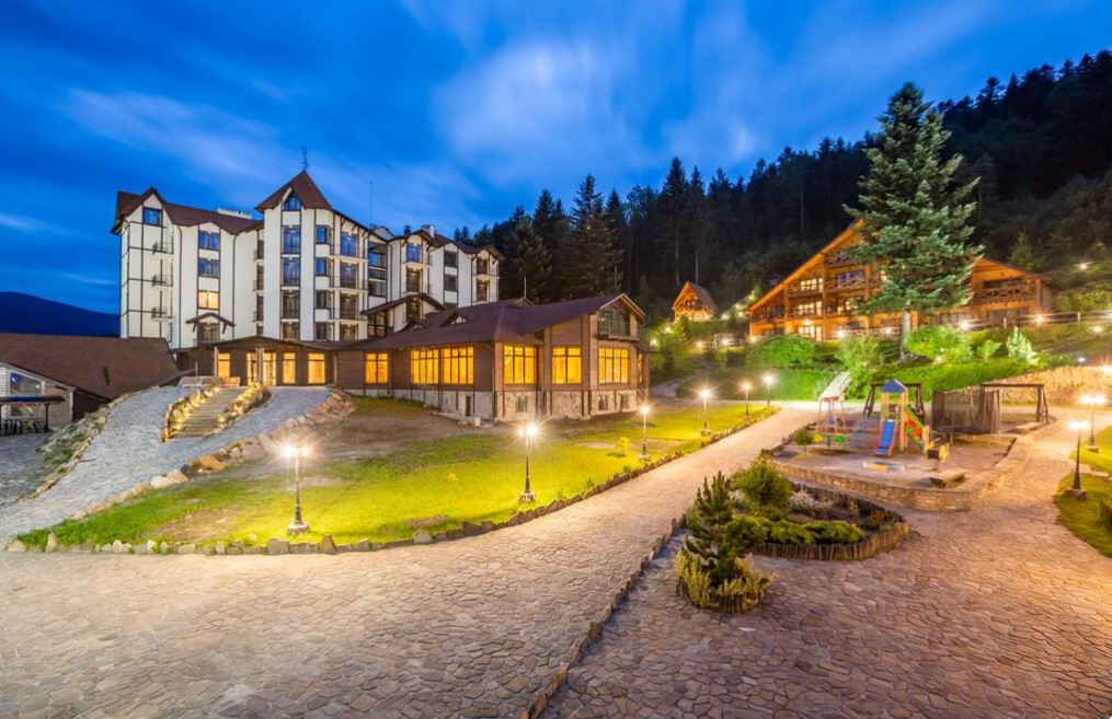 У гонитві за "зірками": як вибрати готель для мандрівок по Україні