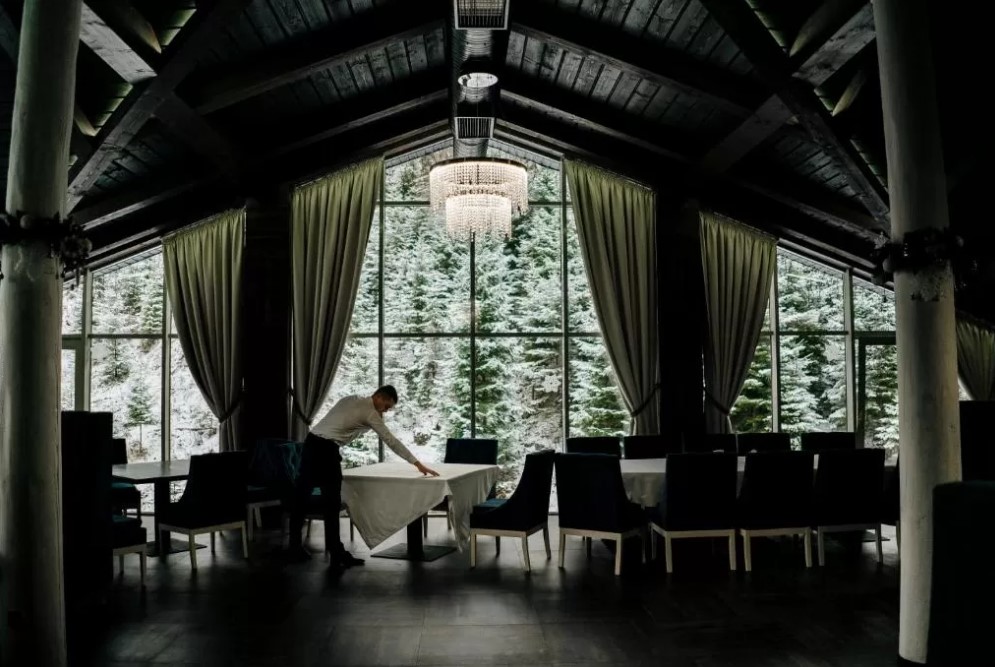 Ціни після свят не знижуються: скільки коштує відпочинок в Буковелі у січні