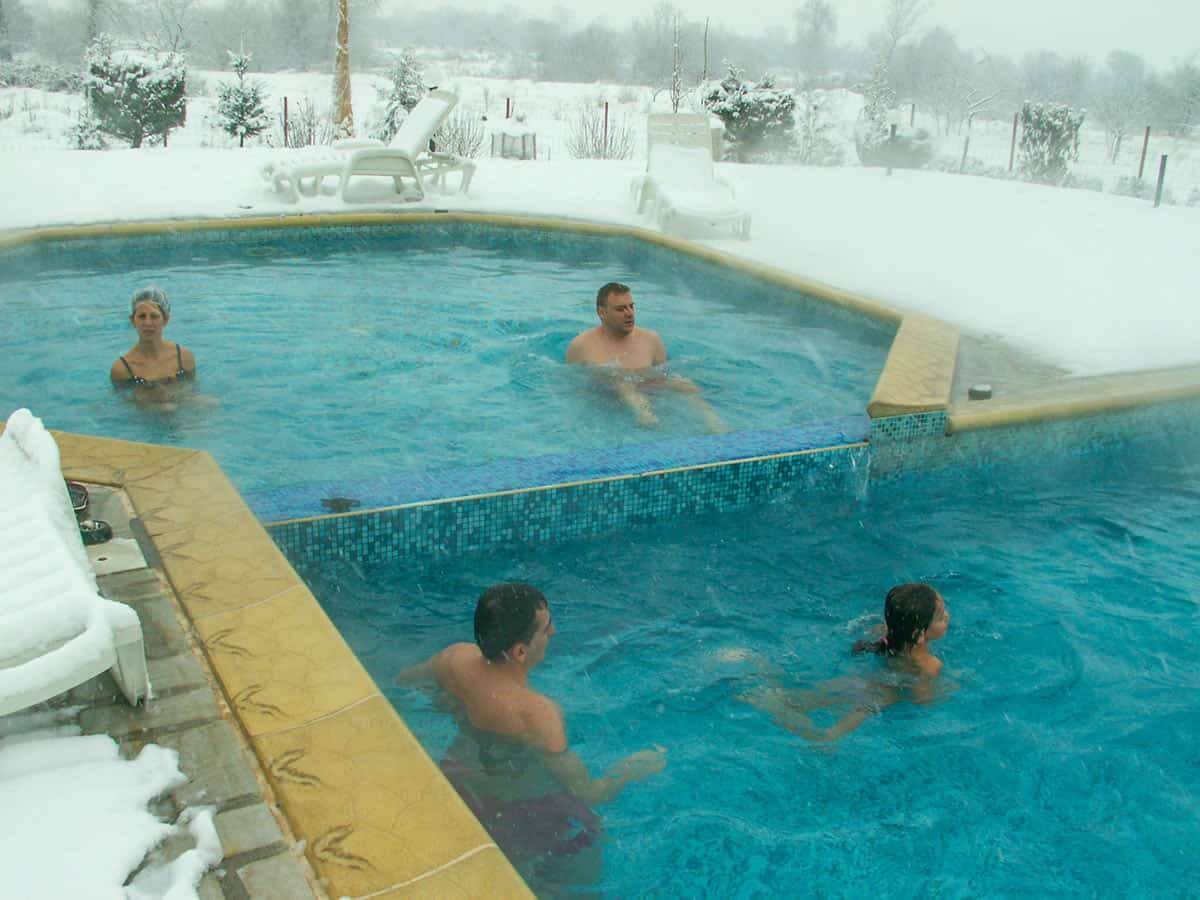 Сотни горячих источников: сколько стоит отдых на термальных курортах Болгарии