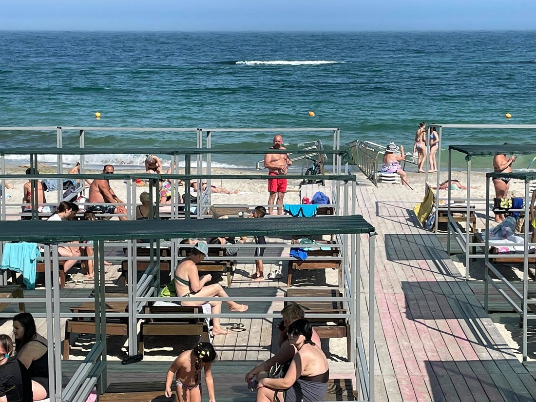 Свобода перемещения: возможен ли полноценный безбарьерный отдых на море в Украине