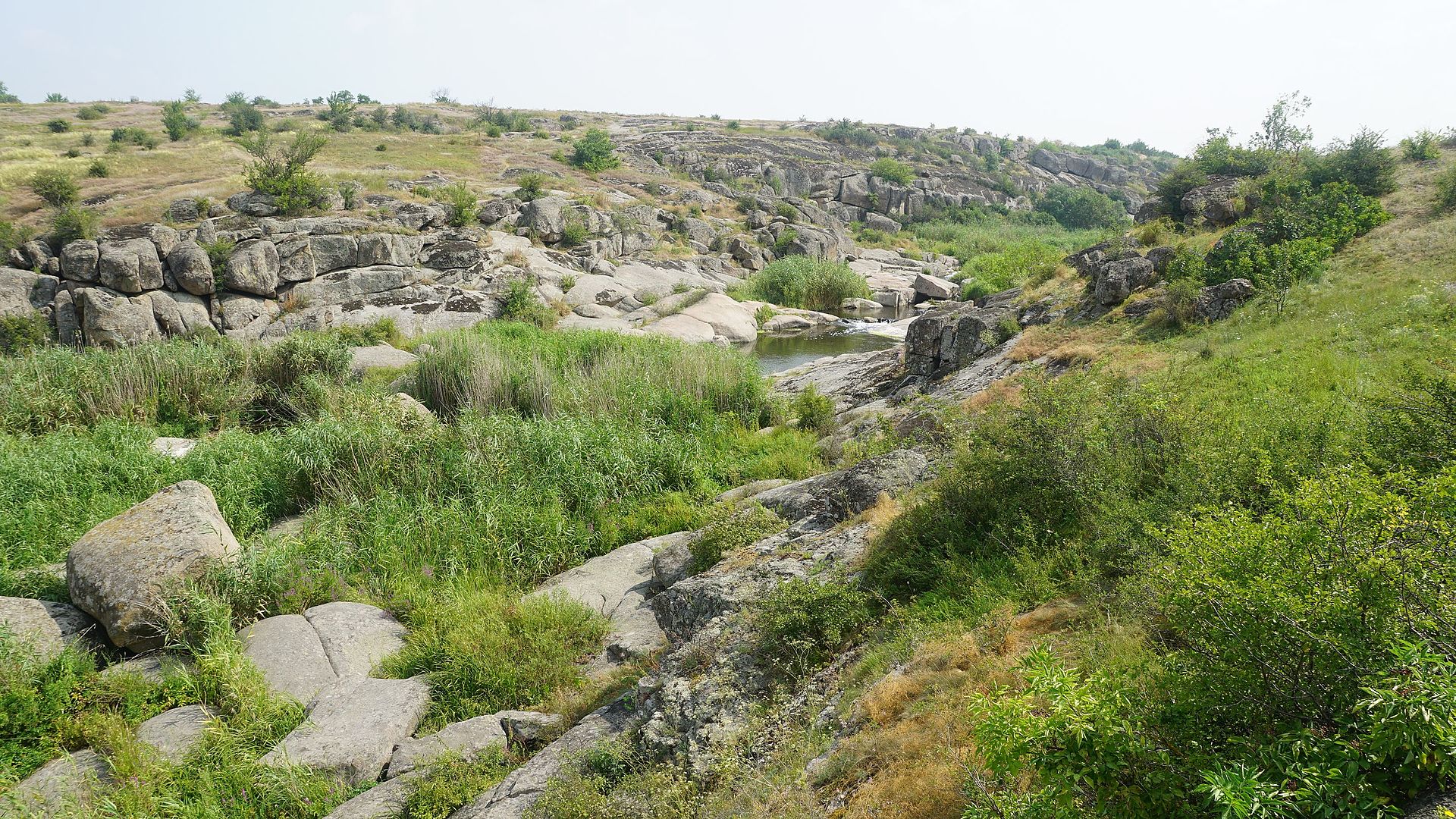 "Гранд-каньон", старые поместья и нацпарк: лучшие локации юга Украины для осеннего уикенда