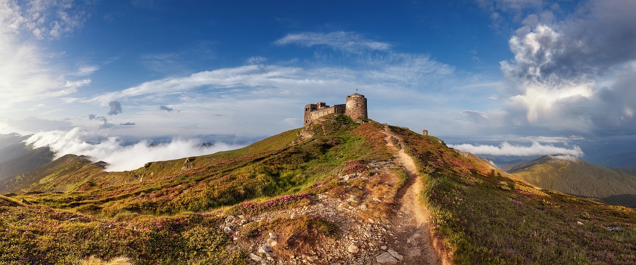 От снежных Карпат до древних замков: лучшие бюджетные экскурсии по Украине зимой