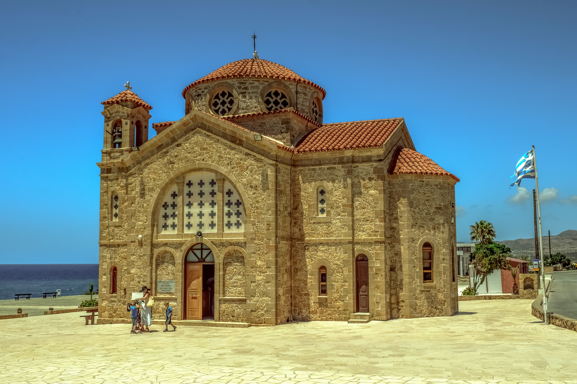 Гастротуры, экскурсии, сафари: лучшие развлечения во время отдыха на Кипре