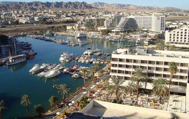 Шанс для туризма: еще одна страна запускает авиарейсы во время карантина