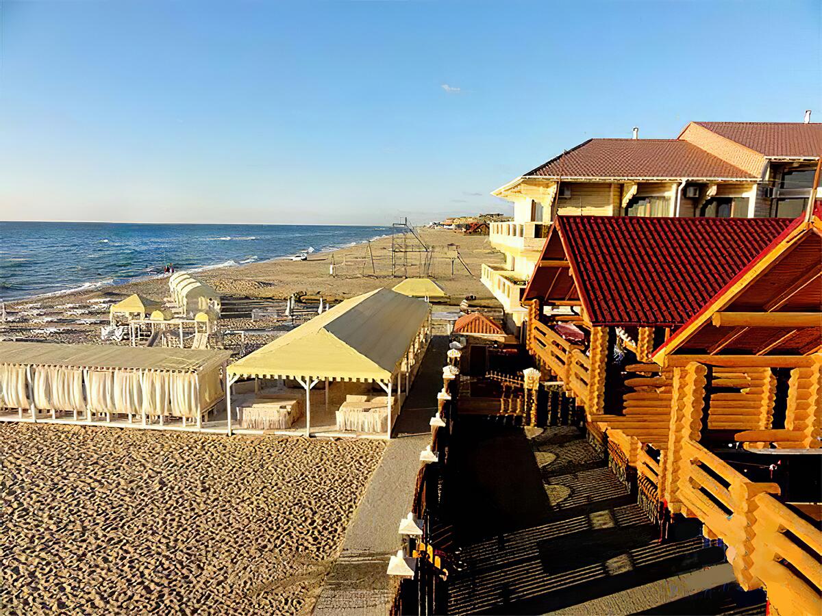 Від 100 гривень на добу: пляжний сезон в Одеській області стартував зі знижок на відпочинок