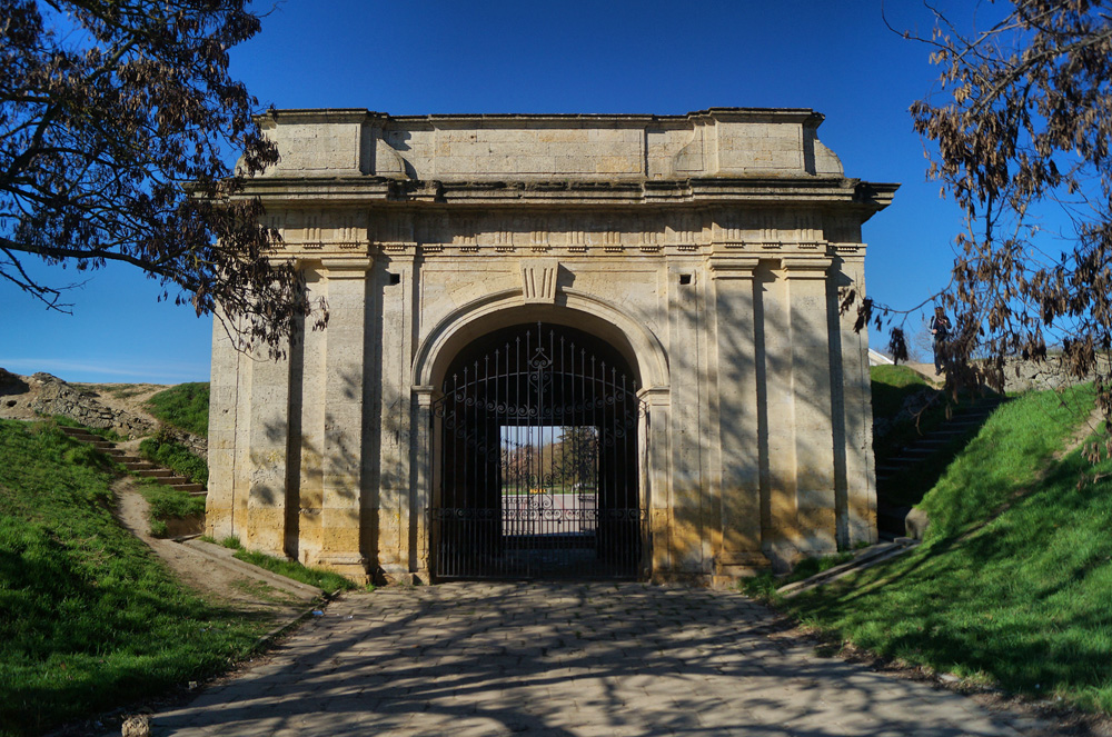 Південний колорит та дух степу: місто на шляху до моря, яке перевершує всі очікування