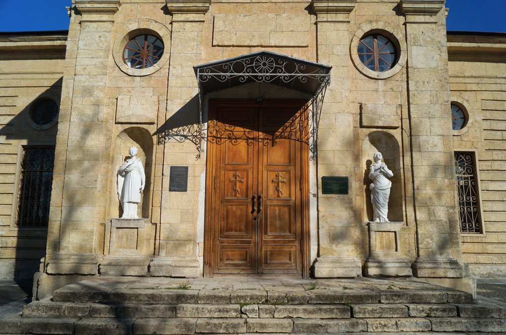 Південний колорит та дух степу: місто на шляху до моря, яке перевершує всі очікування