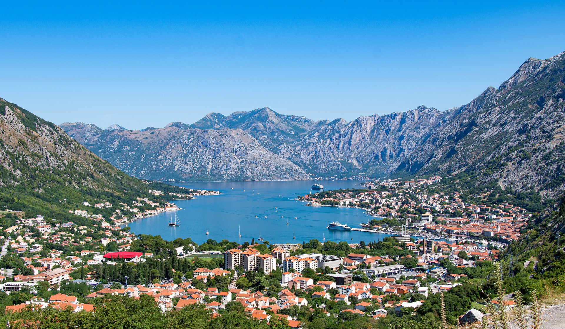 Албания или Черногория: сравниваем особенности отдыха в курортных странах