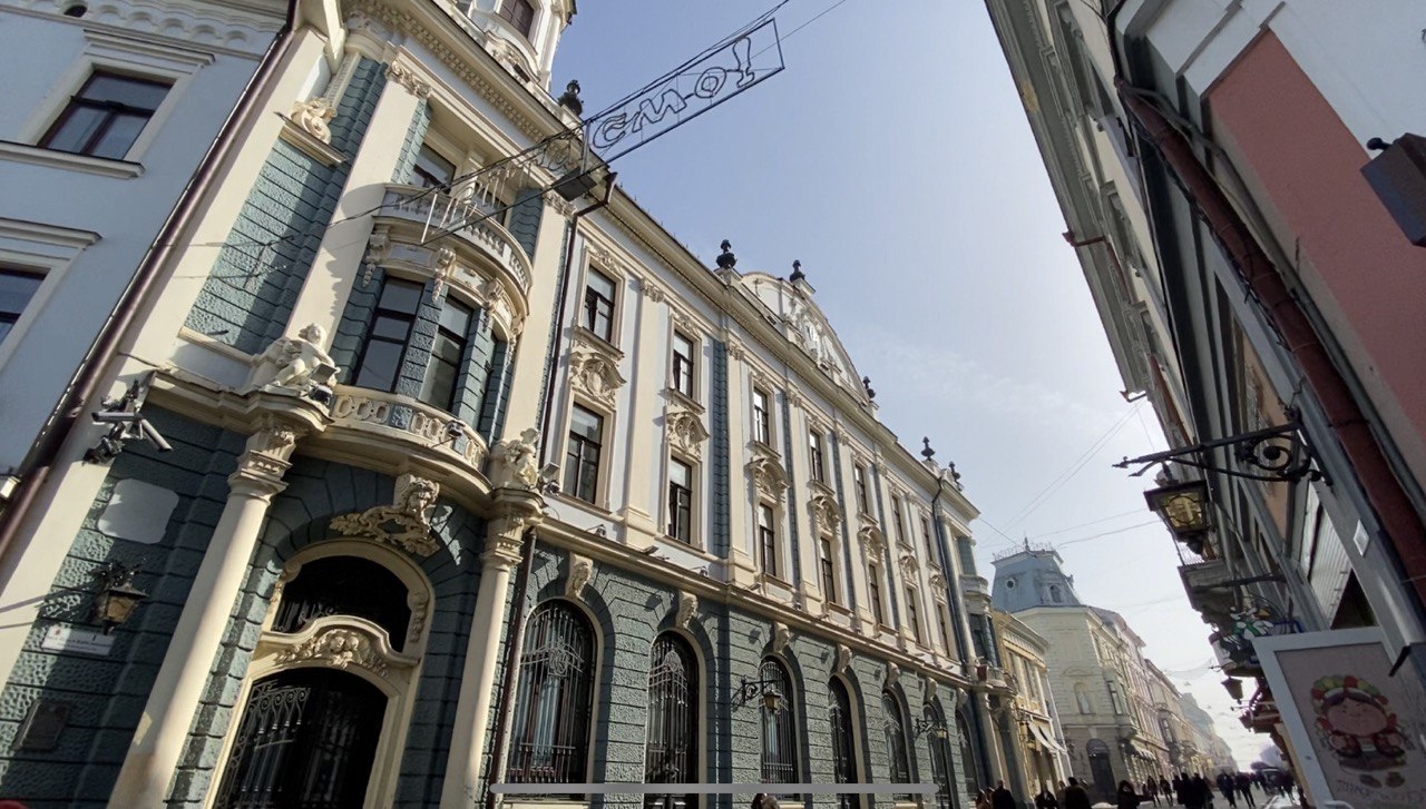 Ратуша, мосты и панорамы: лучшие локации Черновцов для яркого уикенда