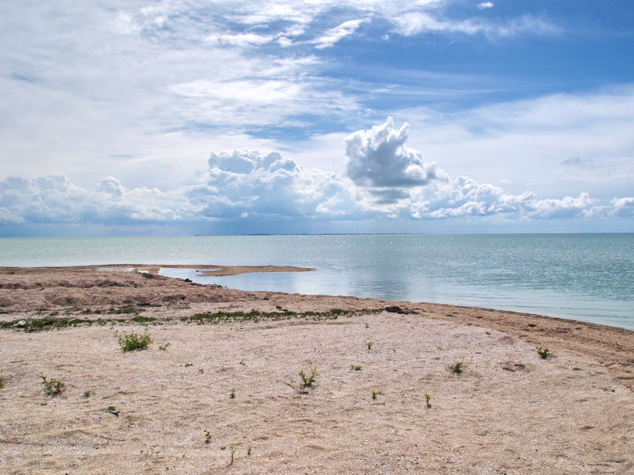 Уютный курорт на Азове: идеальное место для отдыха у моря