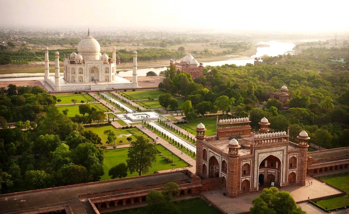 Воздушные экскурсии: новая необычная услуга удивляет туристов