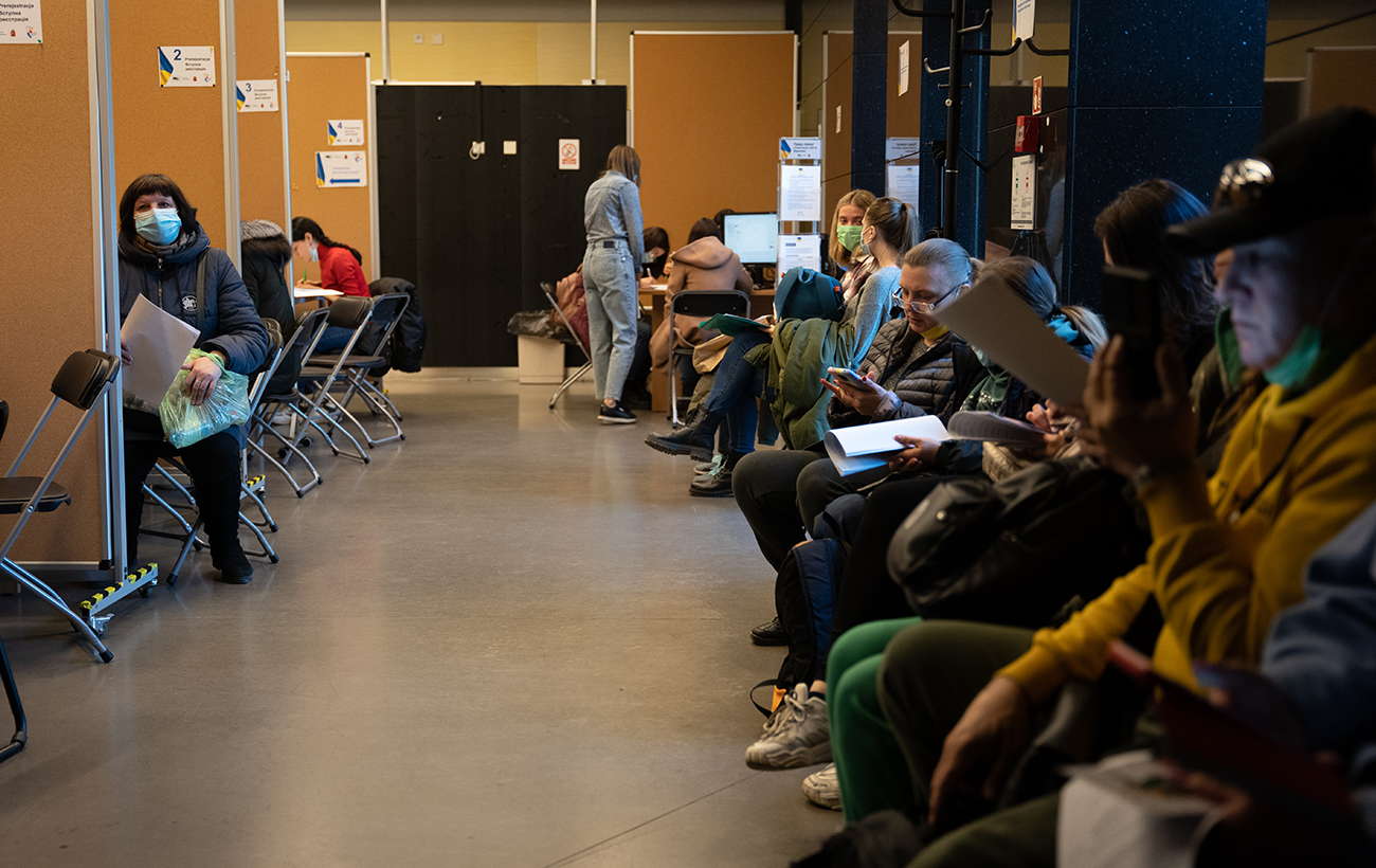 Аферы с картами и жильем. С каким мошенничеством сталкиваются украинцы в Польше