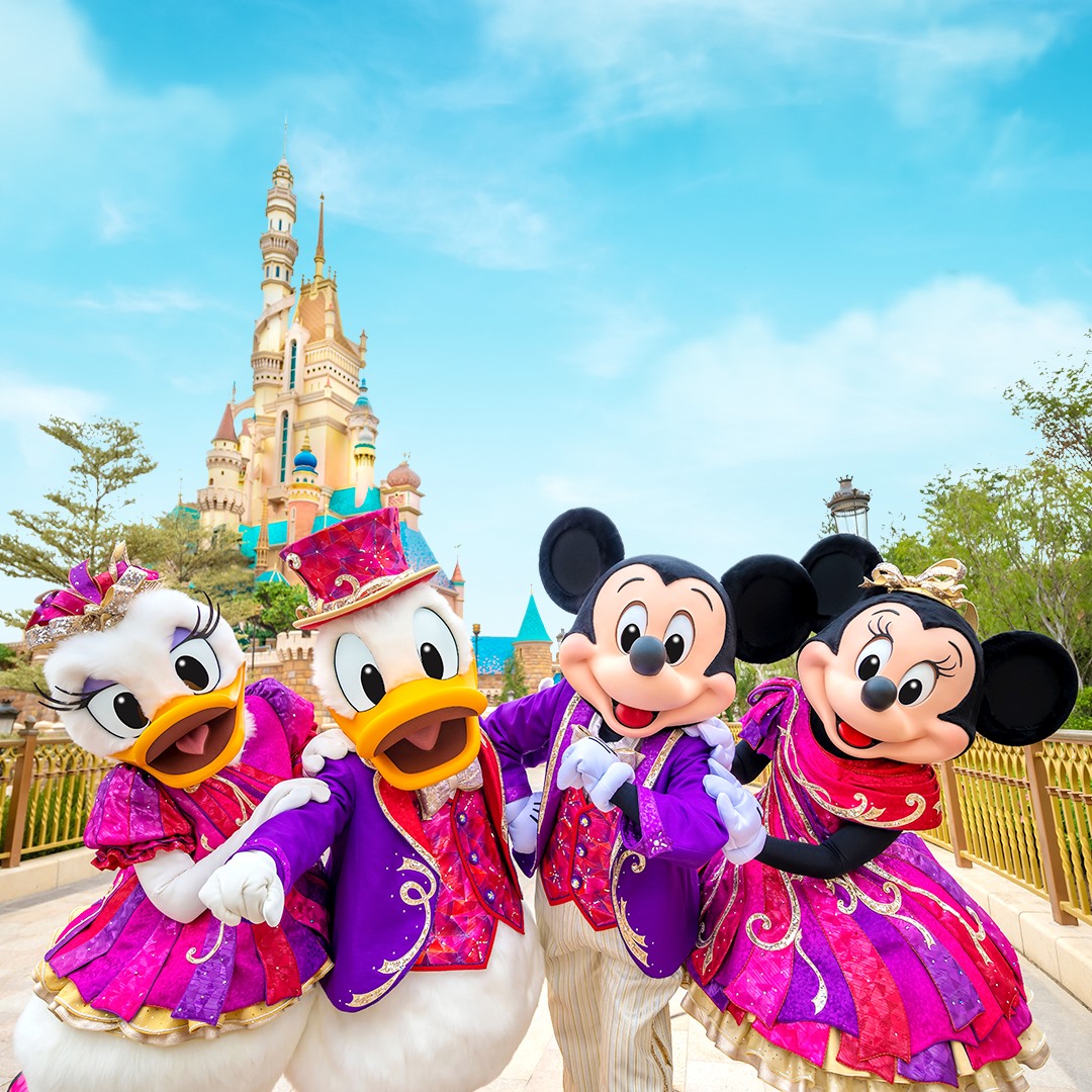 Знаменитий парк розваг &quot;Діснейленд&quot; зупиняє роботу: названо причину