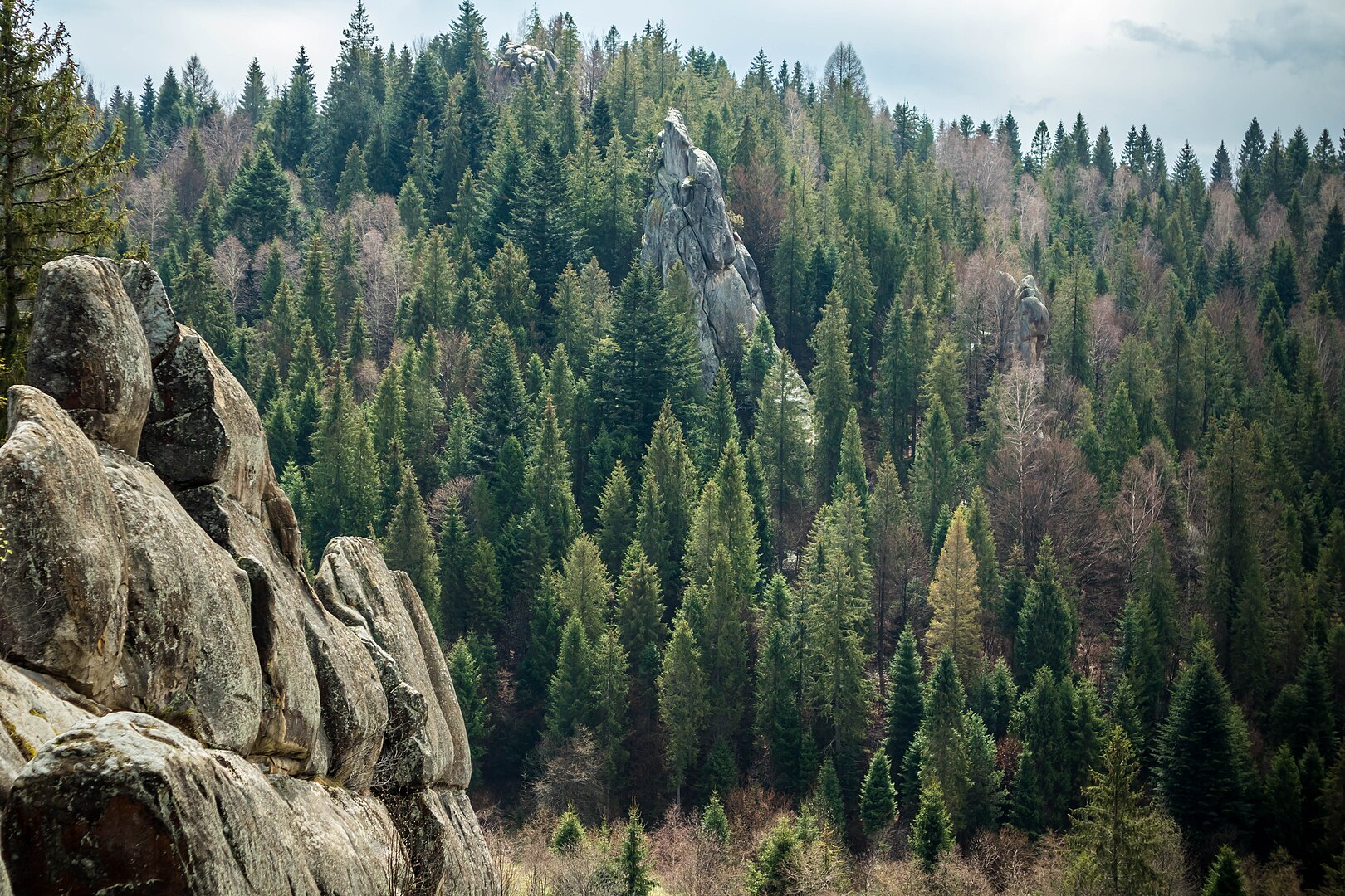 Містична Україна: 10 місць, які варто побачити хоча б раз у житті
