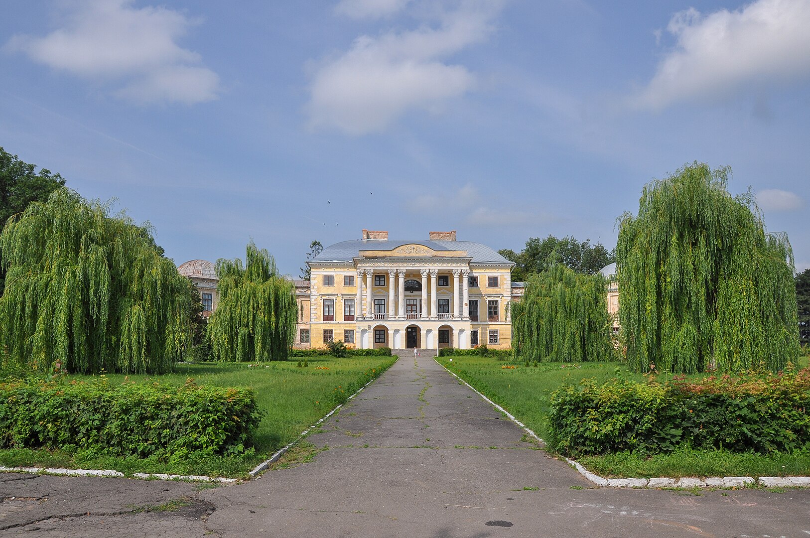 Дворянський маєток, який став унікальним музеєм: чому варто відвідати палац Грохольських