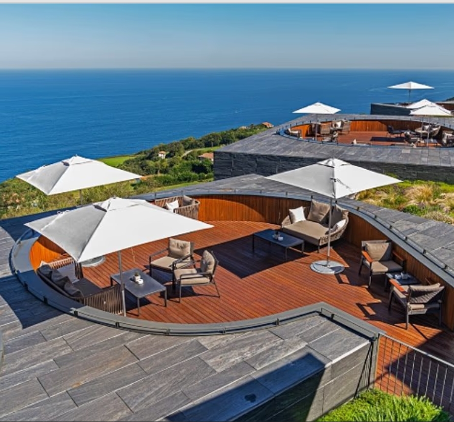 Названо найкращі готелі світу 2025 року: які місця потрапили у рейтинг "Золотий список"