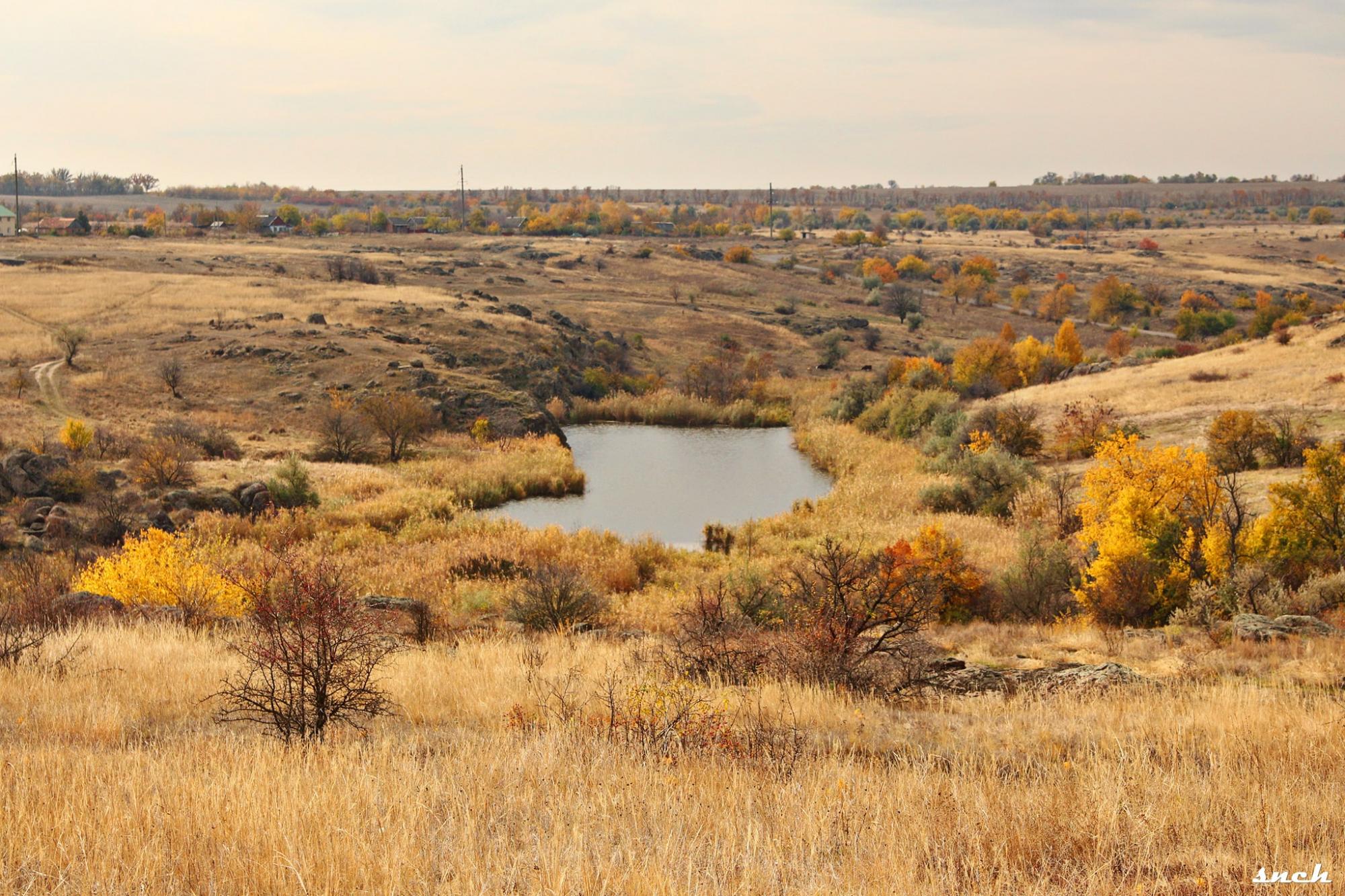 &quot;Магія води і каменю&quot;. З'явилися чарівливі кадри унікального каньйону в центральній Україні