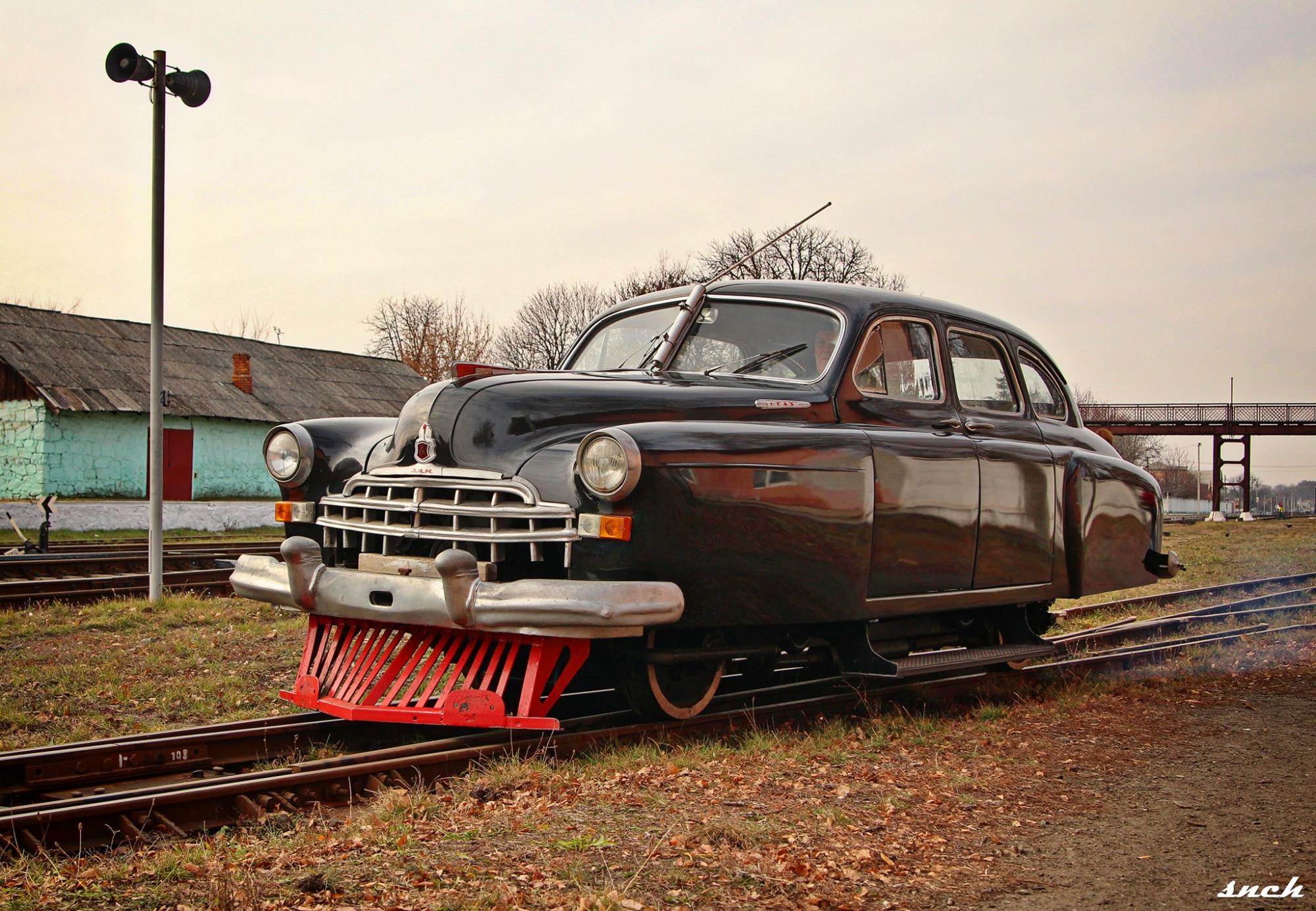 Паровозы, осенние пейзажи и атмосфера 19 века. Впервые для украинских туристов стали проводить ретро-туры на узкоколейках