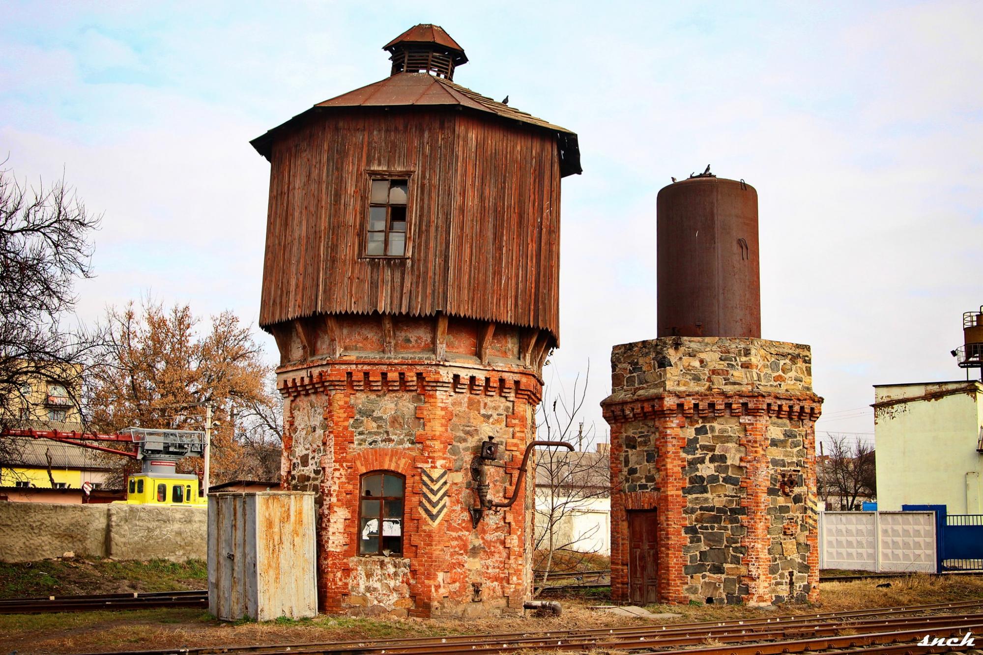 Паровозы, осенние пейзажи и атмосфера 19 века. Впервые для украинских туристов стали проводить ретро-туры на узкоколейках