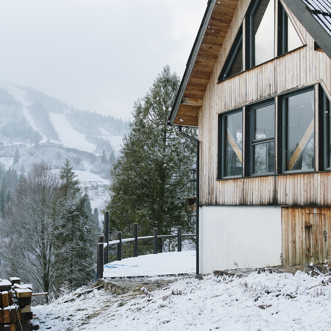 Панорамные коттеджи и маршруты-квесты: какие новые развлечения и цены ждут туристов на горнолыжном курорте Славское