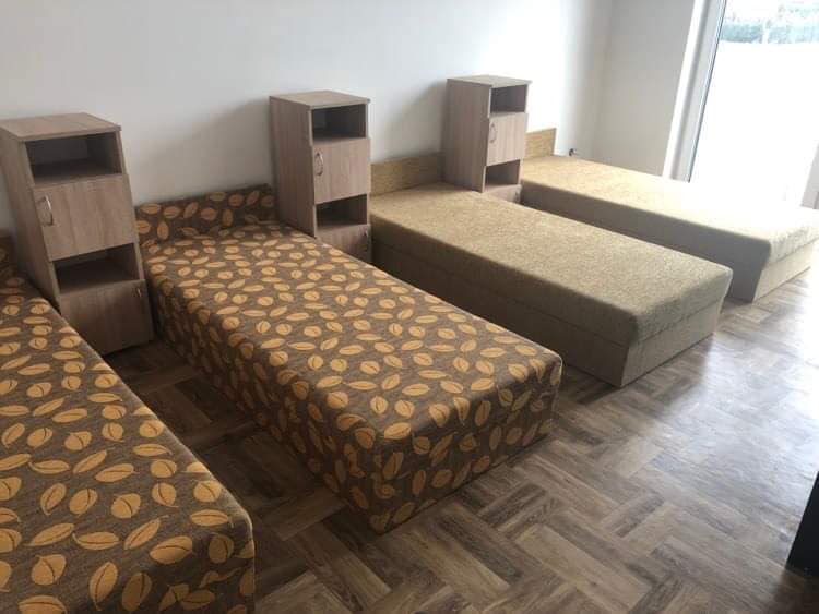 Собирался продать или сдавать в аренду. Поляк выделил для украинцев целый коттеджный городок