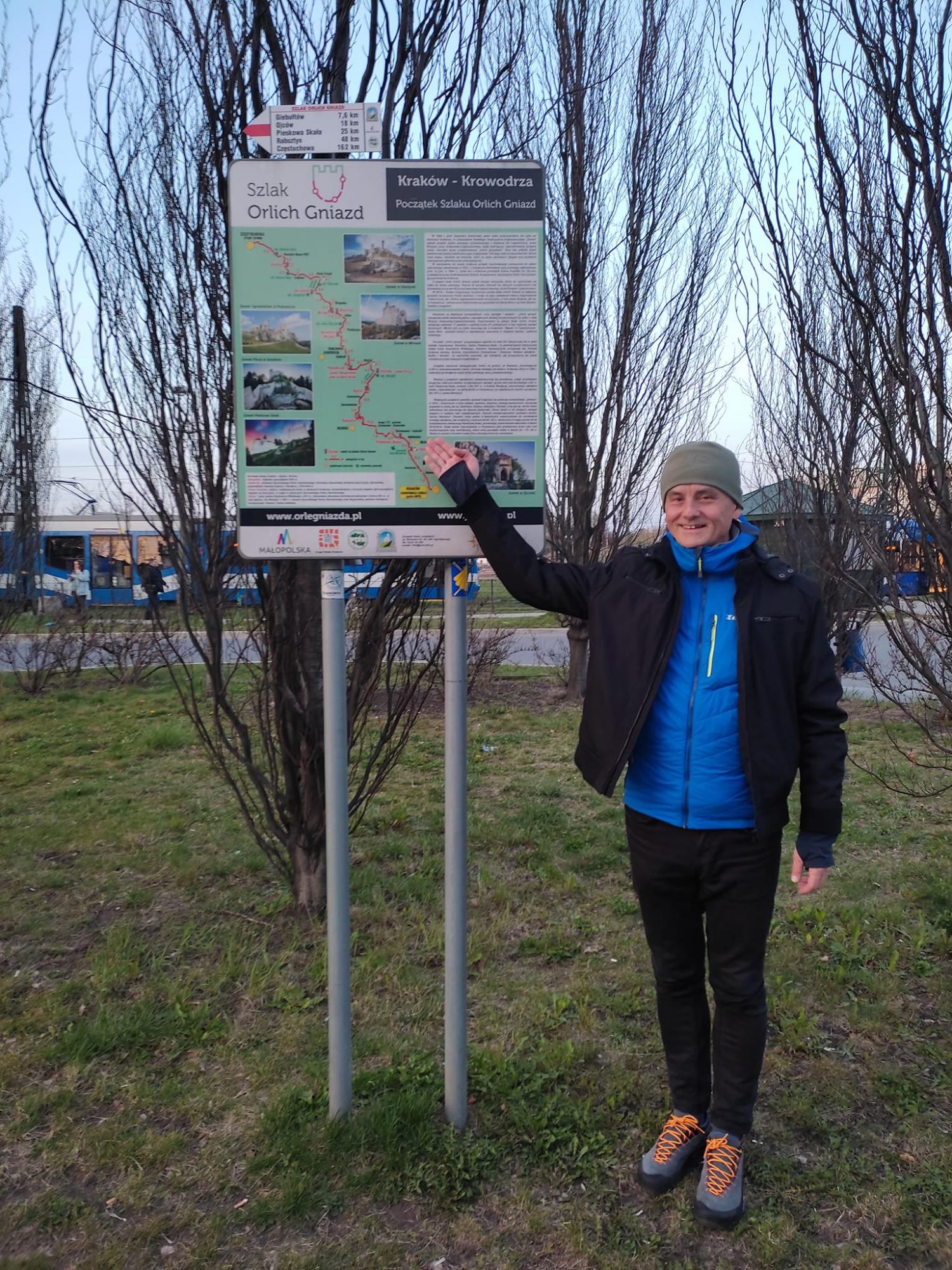 Допомогти Україні. Поляк пройде пішки 164 кілометри у горах за 3 дні