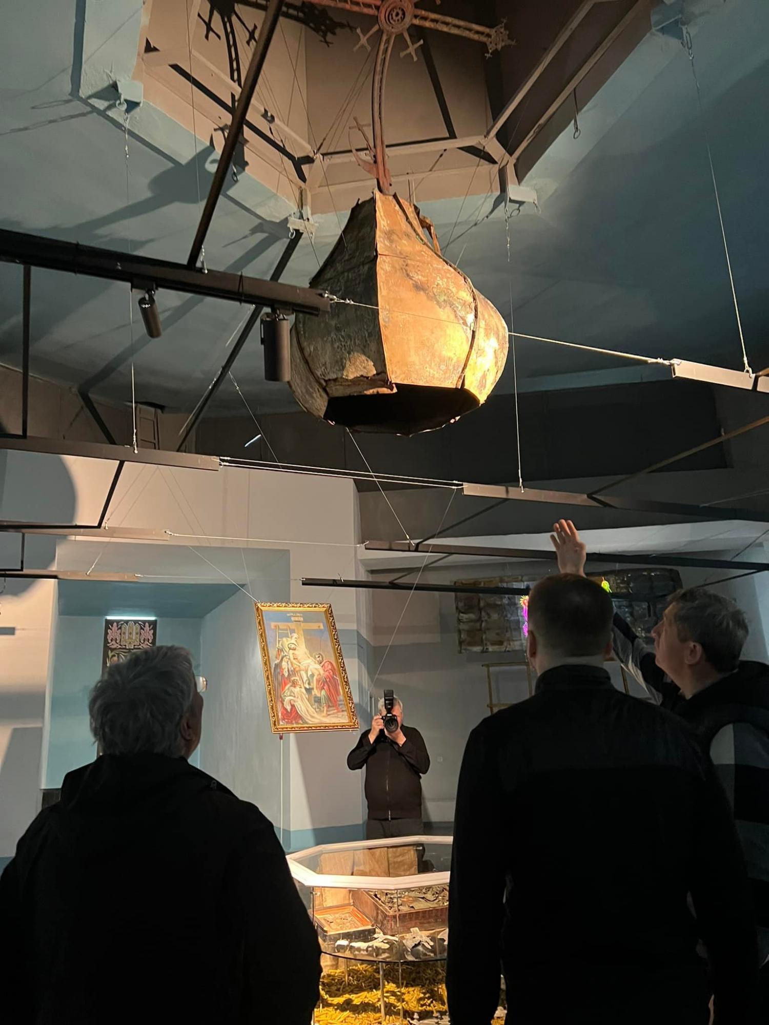 Колекція унікальних предметів. У Києві відкрилася виставка про війну з Росією