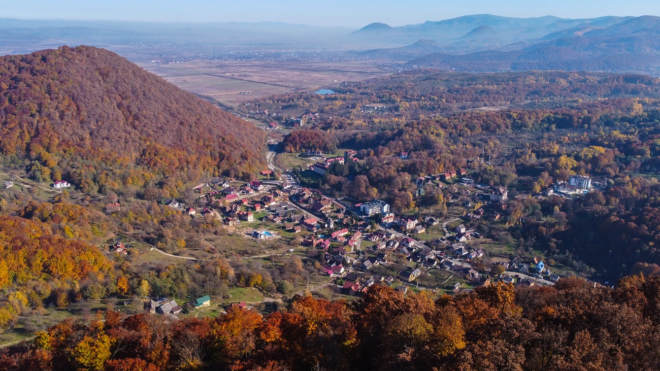 Край мастеров, замков и вина. Впечатляющие локации Закарпатья для знакомства с регионом