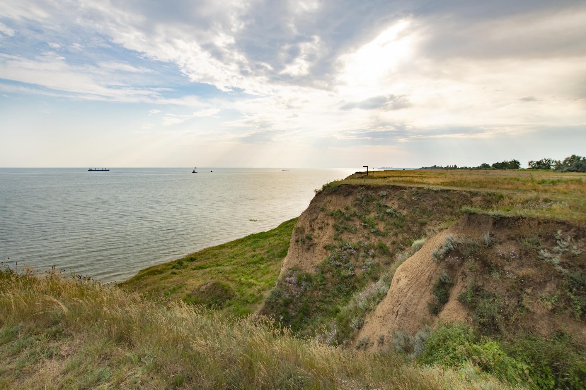 Корабли, античные руины и лиман: невероятные локации Причерноморья для идеального путешествия в сентябре