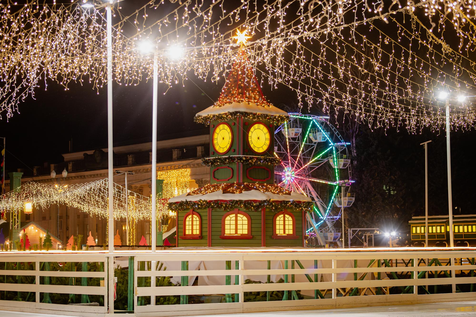 &quot;Зимова країна&quot; на ВДНГ: мегакаток, домик Санты и другие развлечения для всей семьи