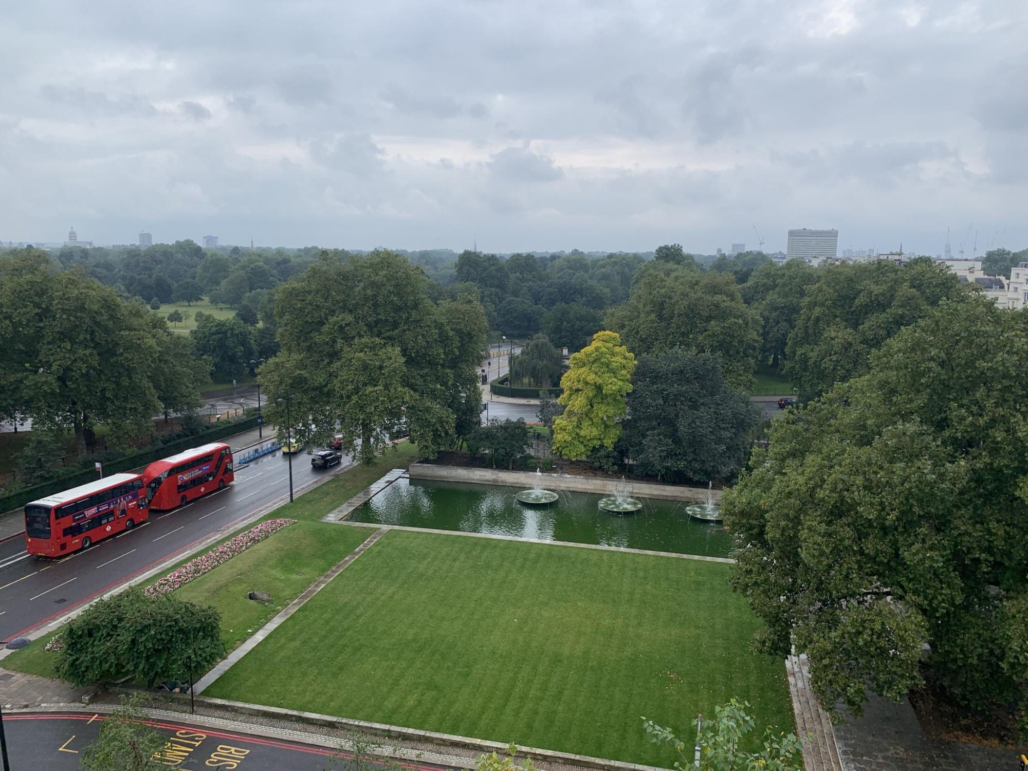 "Найгірша пам'ятка": у Лондоні після масштабної критики закривають арочний курган