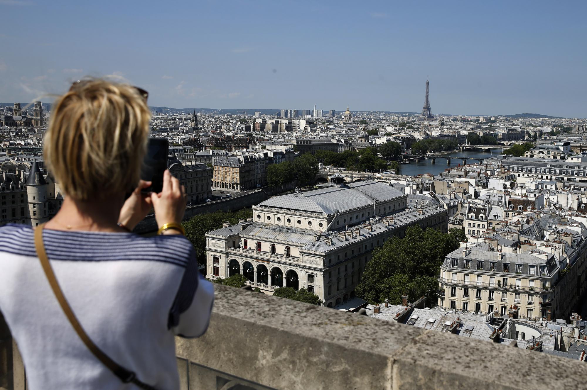 Что запрещено во Франции: 10 странных правил, о которых вы не догадывались