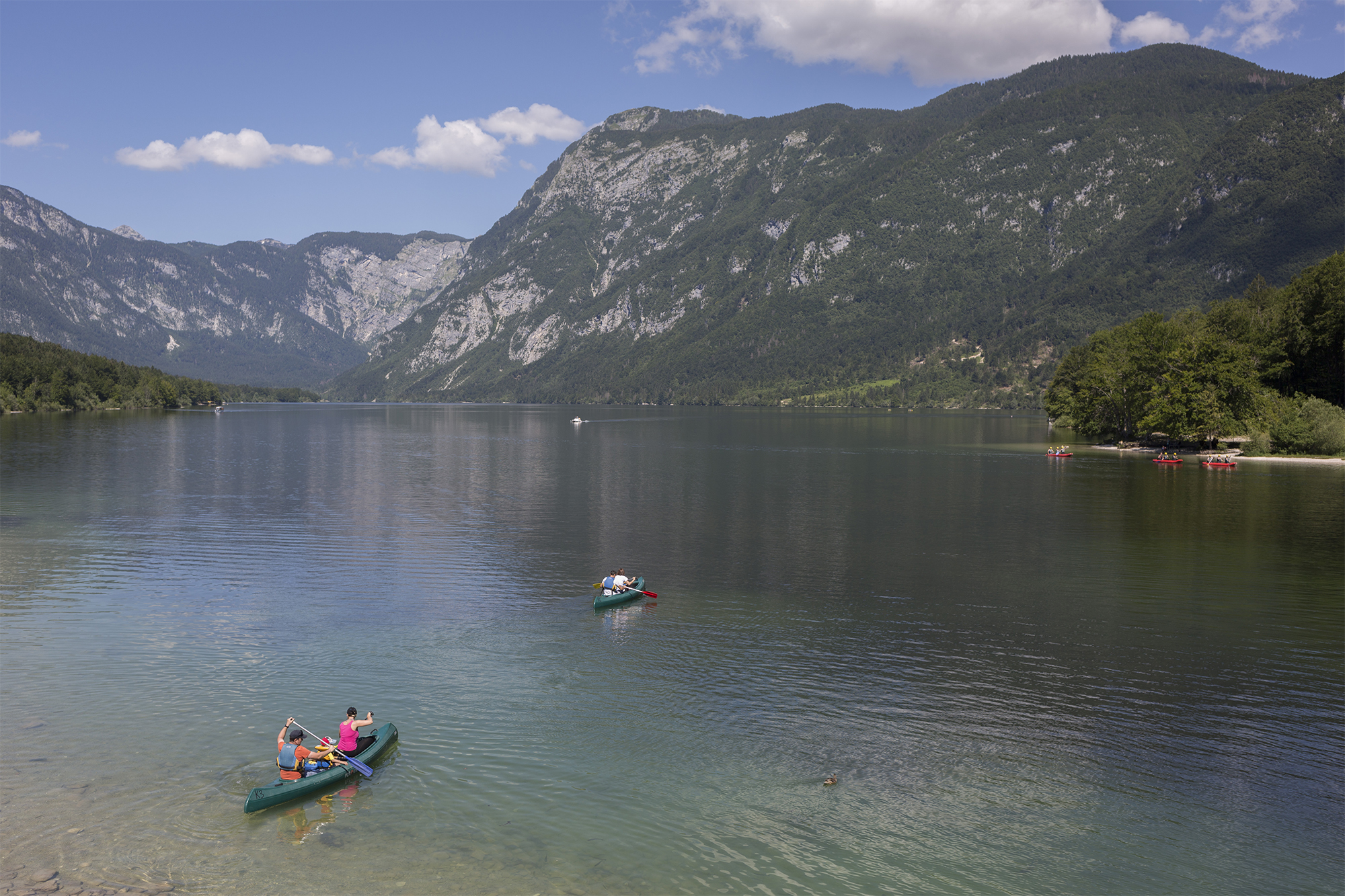 Це озеро назвали найгарнішим у всій Європі: де воно знаходиться та чому від погляду дух перехоплює
