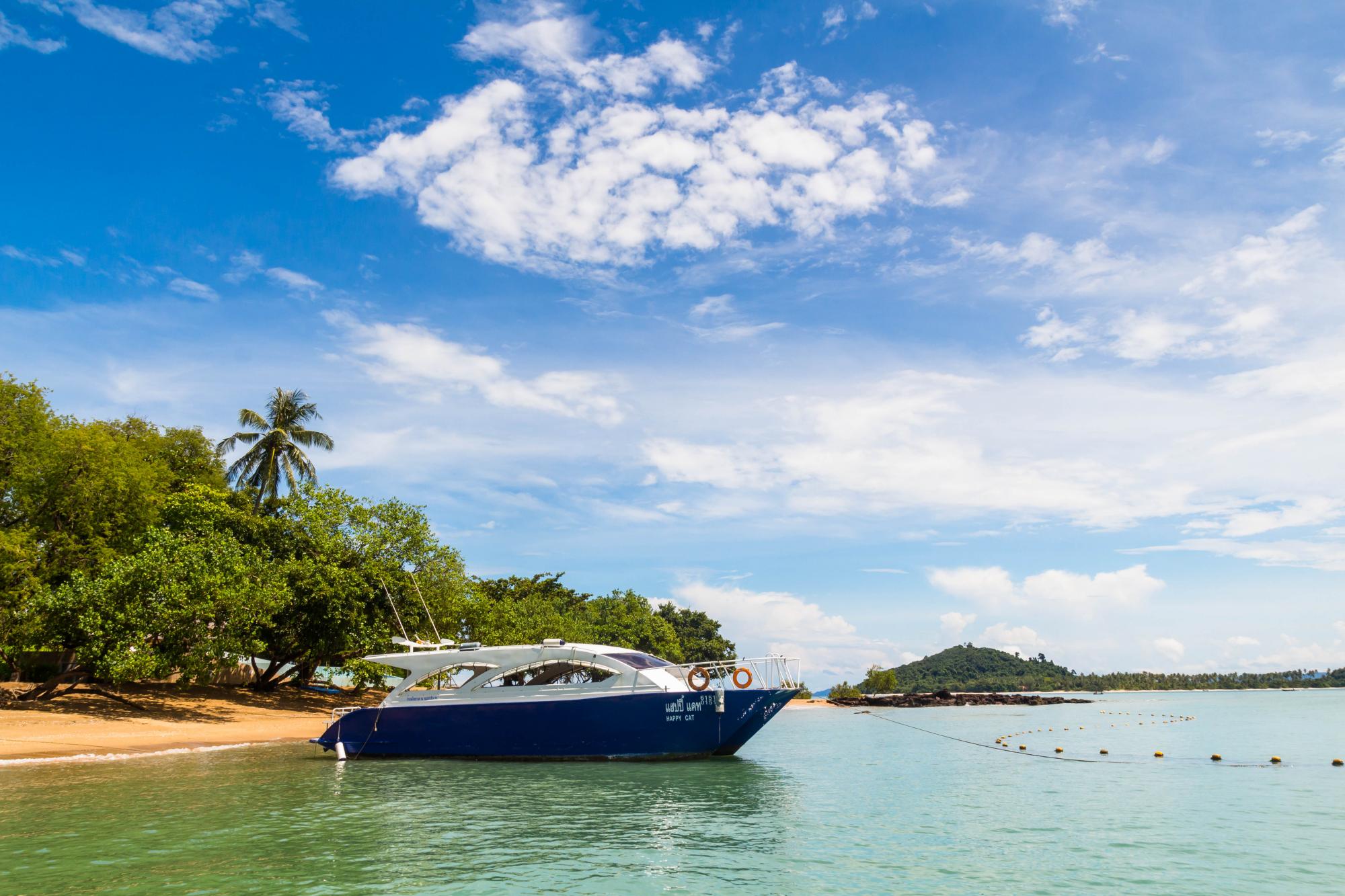 Острови, джунглі та вілли за зниженими цінами. Як відпочити на Пхукеті після локдауну