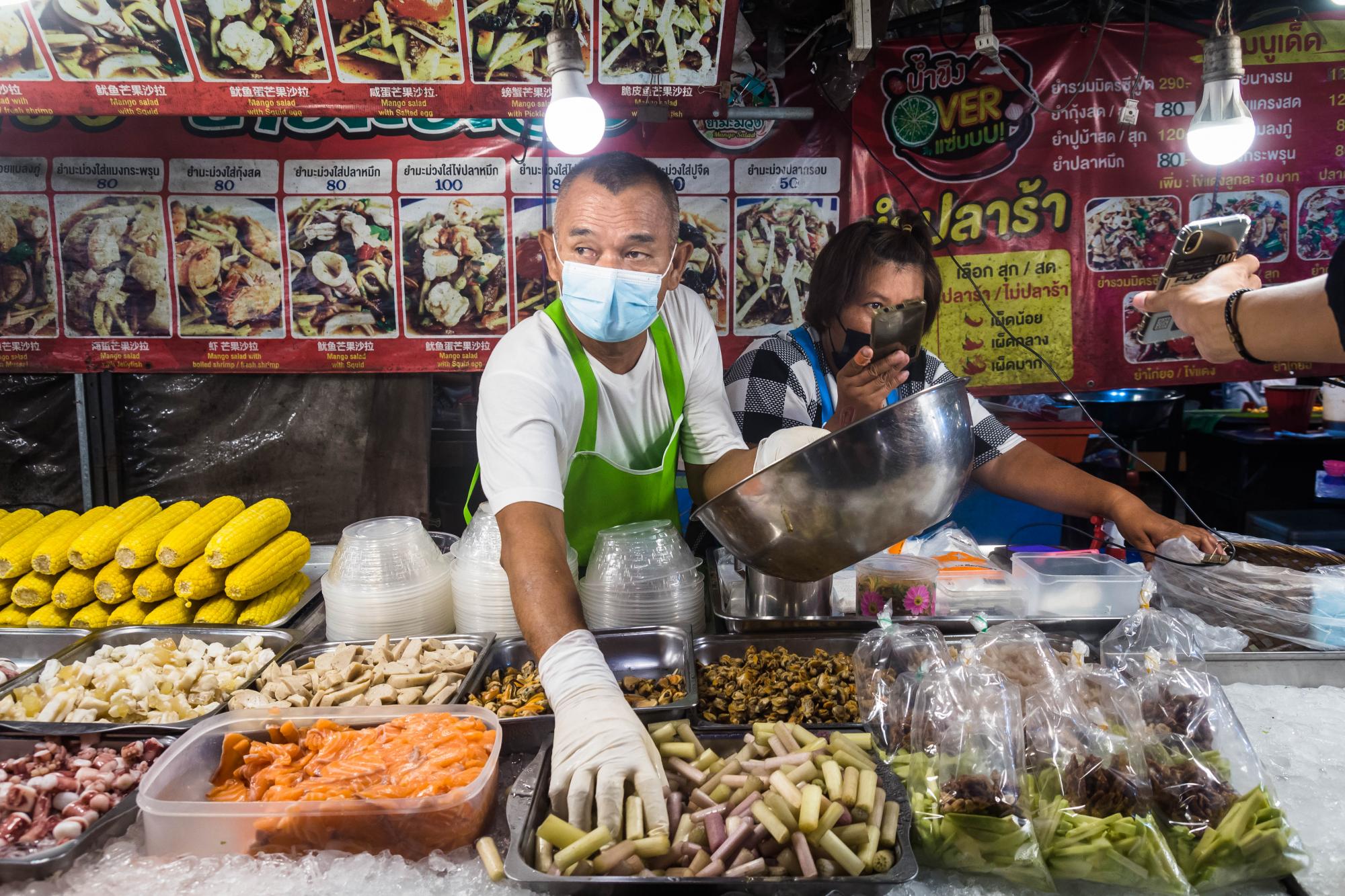 Острови, джунглі та вілли за зниженими цінами. Як відпочити на Пхукеті після локдауну