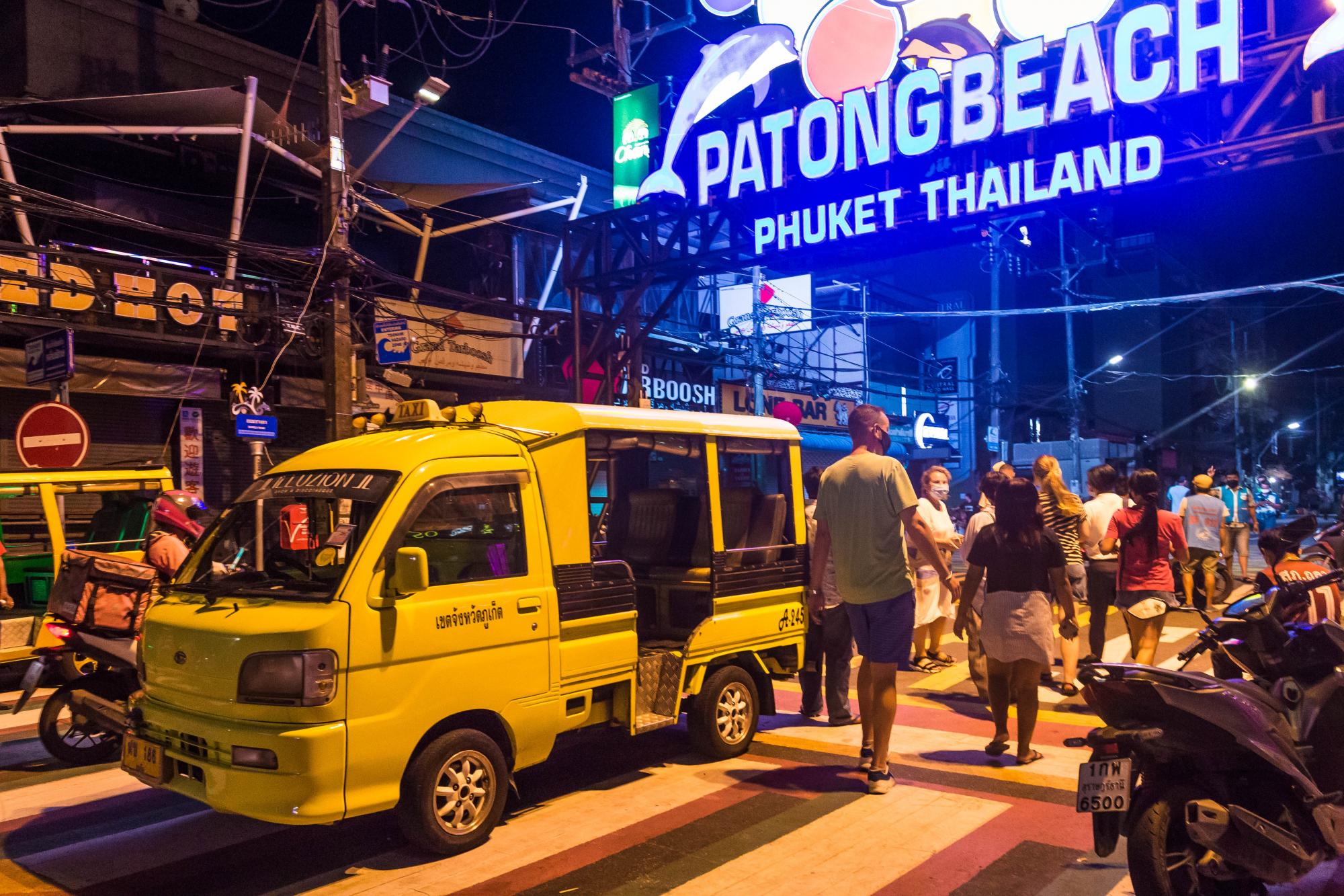 Острови, джунглі та вілли за зниженими цінами. Як відпочити на Пхукеті після локдауну