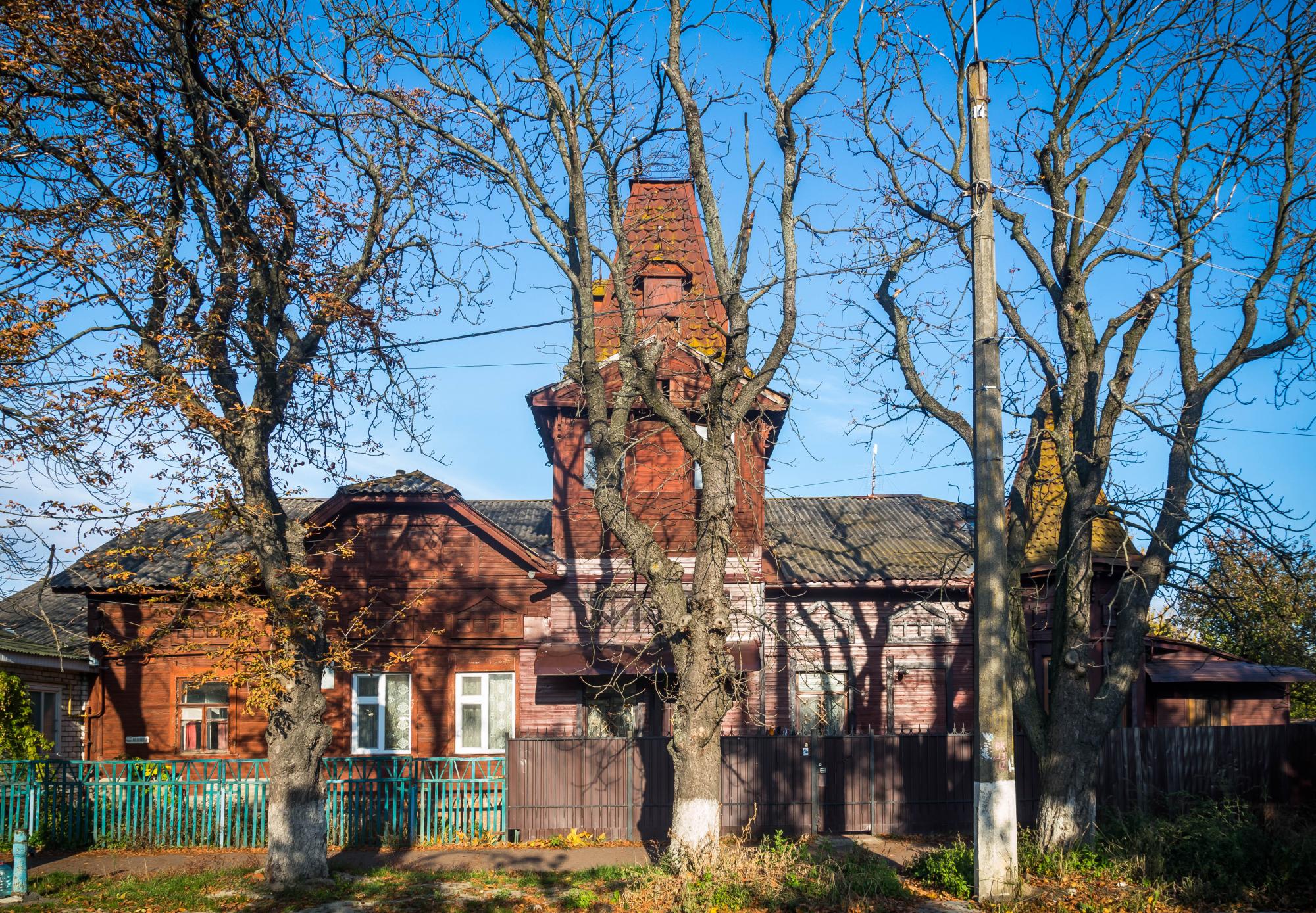 Деревянное кружево Чернигова. Как в городе дают "вторую жизнь" самобытной архитектуре, которой не найти в других регионах